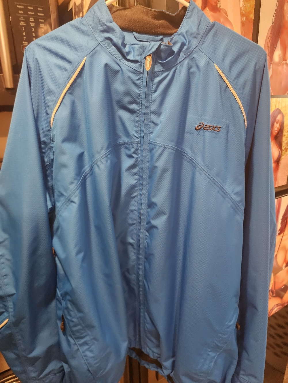 ASICS Men’s Blue Performance Running Jacket with Reflective Piping